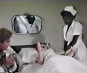 Nuevos videos xxx ayes de ébano - escena del hospital.
