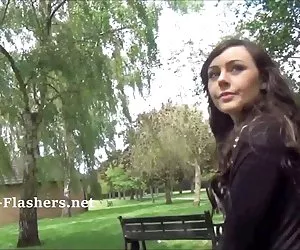 Mujeres maduras xx desnudez pública callies y babe amateur al aire libre que destella