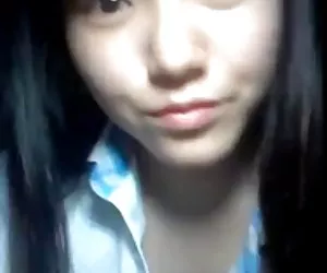 Selfvideo yoporno adolescente joven asiática