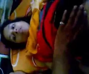 Videos de tetas grandotas india tía 1269