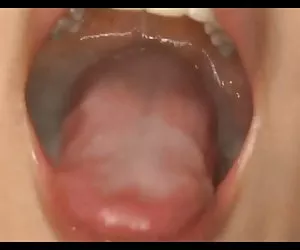 Chicas xxx calientes ¡chica toma una carga enorme y golondrinas! por triplextroll
