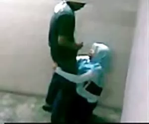 Mujeresxxx escaleras de kat de malayo no usha hijab tetona hijab