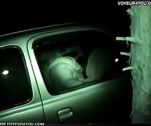 Pareja video porno video excitada sexual coche al aire libre