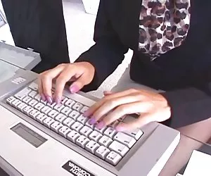 Ver sexo xxx media plaqué asiática de pezones agradables en su ons de perno loco