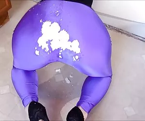 Ángel porno todo gratis del spandex - super (imitación) cum tiro en mis leggins morado