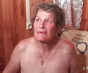 Mano porno porno xxx de la abuela y facialisee para su sodomisee de fundición