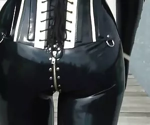 La reina del fetichismo