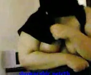 Chicas jovenes calientes mujer árabe jugando con polla Árabe