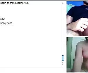 Omegle nuevos videos porno gratis aventuras 4 - tetas firmes y cepillo para el pelo en el coño