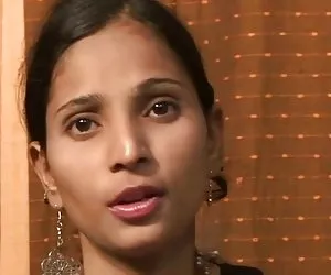 Mostrar videos porno meenakshi y naveen follando duro