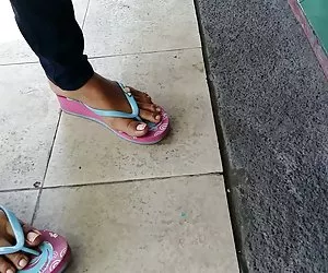 Pies putas gratis xxx Indonesia candid 1
