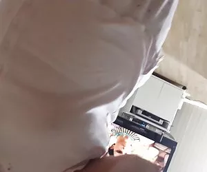 La prno gratis abuela ver a través de la camisa 1