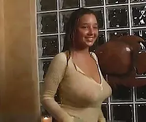 joven sexo xxx gratis modelo rebotar sus enormes tetas sin sujetador