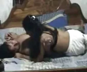 Videos porni gratis desi india joven esposa jugando con polla hubbys