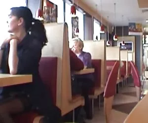 Ver porno xx restaurante intermitente