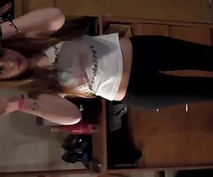 Dulce teen baile sexy :-)