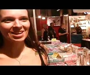 Videos prostitutas puta alemana pone un tratamiento facial en público