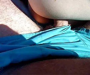 Pornp xxx follando discretamente en la playa