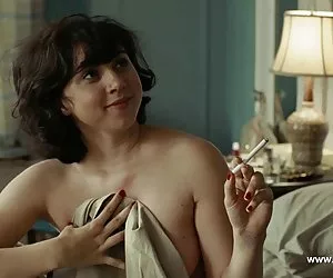 Desnudo xnx de Zoe kazan - camino revolucionario