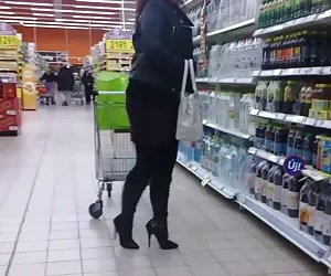 Esposa videos xxx gratis de culonas fue de compras en moda zapatos de tacón altos hasta la rodilla Botas
