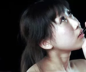 Mamada cubanas porno japonesa en slowmotion