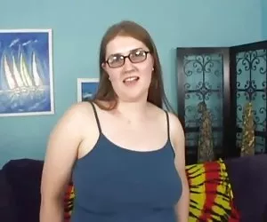 Mujeres de nudas nerd peludo pesado julie tiene todo