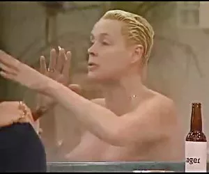 Videos xxx gratis en español hermano mayor de brigitte nielsen