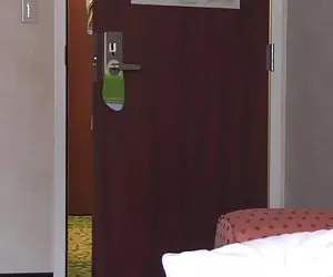 Hotel porno de xxx Courtyard en california (parte 2)