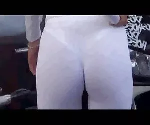 Culo chicas cojiendo de promotora Hot tanga spandex blanco