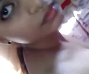 Paki ver videos xxx culonas linda chica desnuda enfrente de bf parte 2