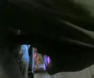 Secretaria joven Malayo folla a su jefe en la oficina...