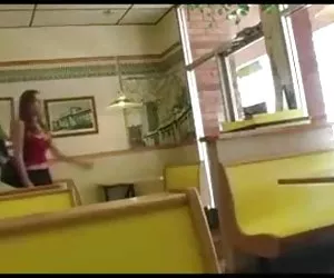 Videos porno gratis xxx intermitente en el restaurante metro