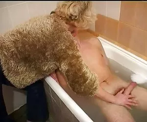 Madre videos orno gratis follando en el baño joven b