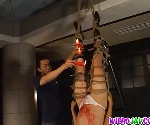 Reina porno x gratis de la raza en bondage