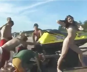 Peludas ver xxx videos en la playa