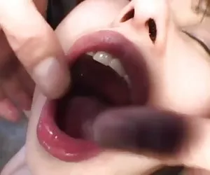Morra bien caliente japonés cum tragar