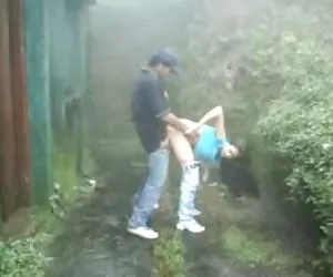 Al las mejores hembras desnudas aire libre público chupar follar lluvia