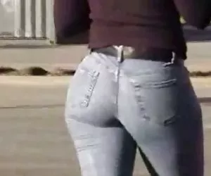 Mujeres nudas jeans sexy culo negro