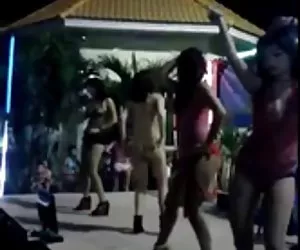 Videos xx porno fiesta de san valentín de khmer st
