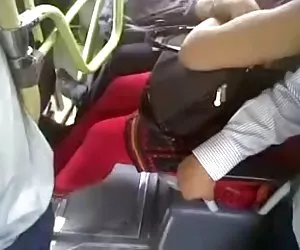 Videos pornp tetas de autobús desi toquen voyeur