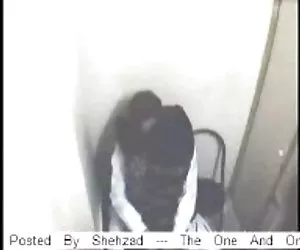 Netcafe ver video porno chicas pakistaní con voyeur
