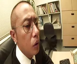 ¡Jefe todos los videos porno llena a su linda Secretaria!