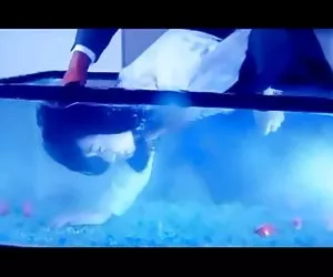 Servidumbre porno xx de agua y cuerda asiática colegiala teen