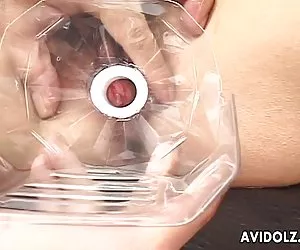 Hermosa videos pornoa chica japonesa obtiene rellenos con muchos consoladores gruesos