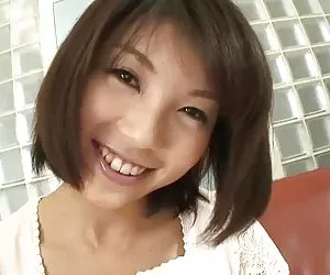 Big videos xxx de tetas grandes titty azumi juega con sus tetas grandes y tiene su furry