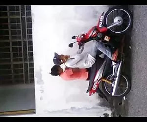 Malay videos mujeres desnuas pareja en bicicleta