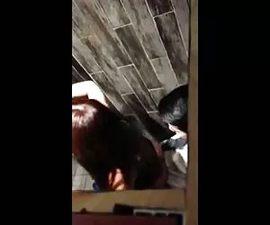 Videos gratis de tetas grandes espiando a pareja en el cubículo