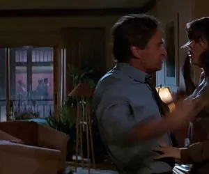 Jeanne porno xxxx tripplehorn - instinto básico sin clasificar