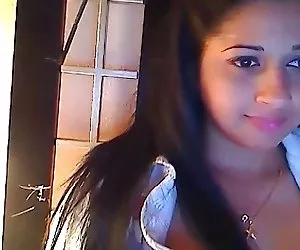 Pono gratis colombiana curiosa mirando cam's flash vagina